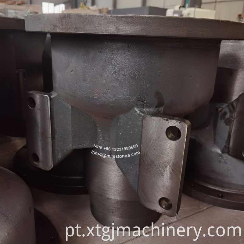 Fabricante de fundição chinesa American Campot Truck Iron Parts Housing traseiro 211203a na seção do meio